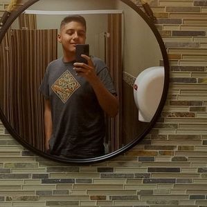 Meet your Posher, Fidel